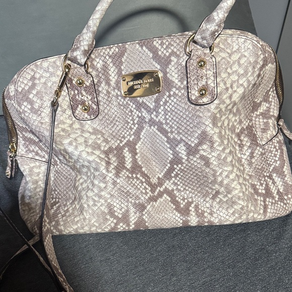 Michael Kors Cream and Brown Snake Print purse - Picture 1 of 1
